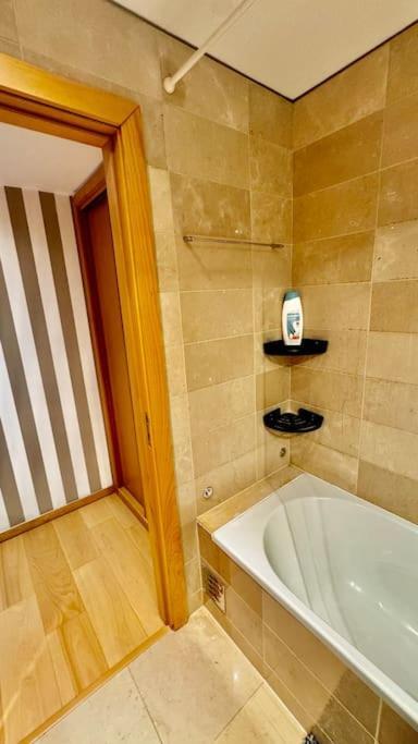 Apartamento T1 4 Pessoas *